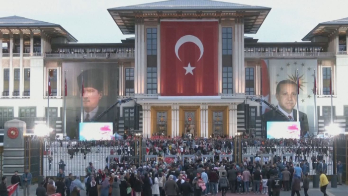 Ердоган прогласи победа: Добивме одговорност да владееме во следните пет години