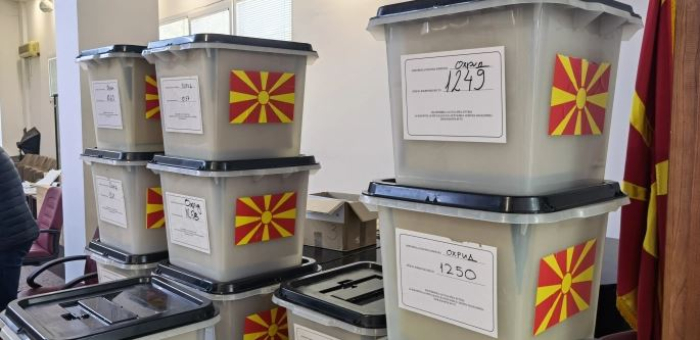 Во Охрид до 15 часот гласале околу 38, во Дебрца околу 37 отсто од гласачите