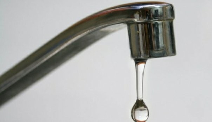 Итен дефект на водоводна линија, утре без вода делови од Скопје