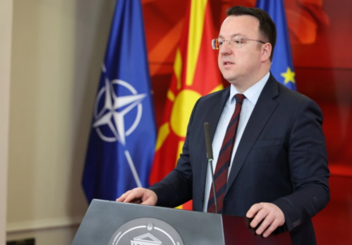 Николоски: Работиме интензивно на најтешкиот дел од автопатот Охрид- Кичево