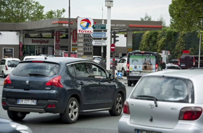 Речиси една петтина од француските бензински пумпи останаа без гориво