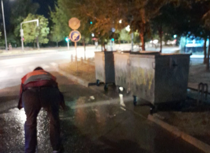 ЈП Комунална хигиена - Скопје спроведува секојдневно миење на микролокациите на контејнерите