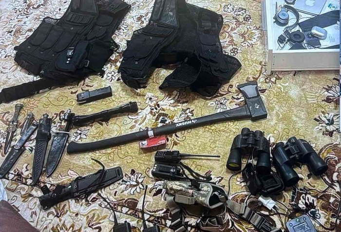 По дојава од ФБИ за закана за масовно убиство на Discord уапсени две лица со арсенал оружје во Мала Речица