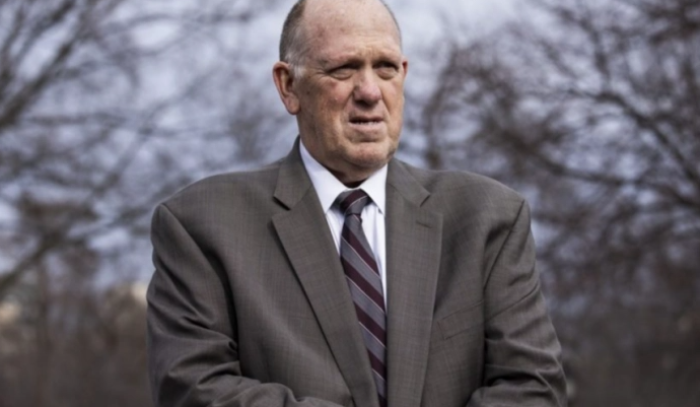 Хоман нареди подготовки за повлекување на агентите од Минесота