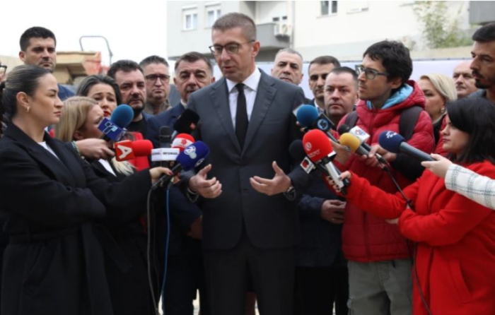 Мицкоски: Над 45 илјади ваучери за електронски уреди за студенти се подигнати, искористеноста околу 99 проценти