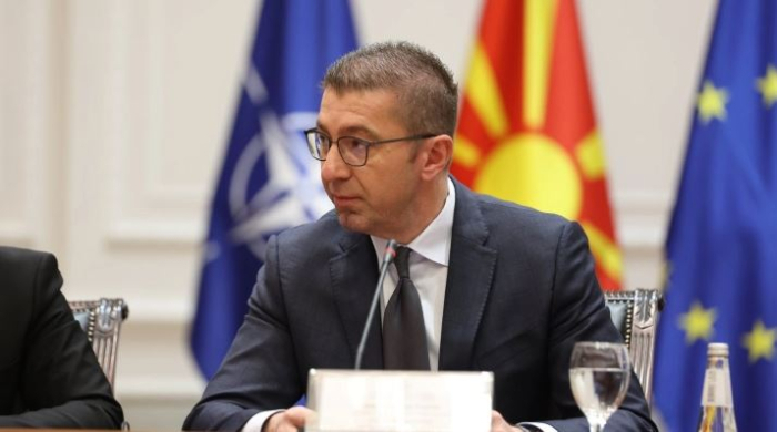 Премиерот Мицкоски во посета на Општина Дебрца
