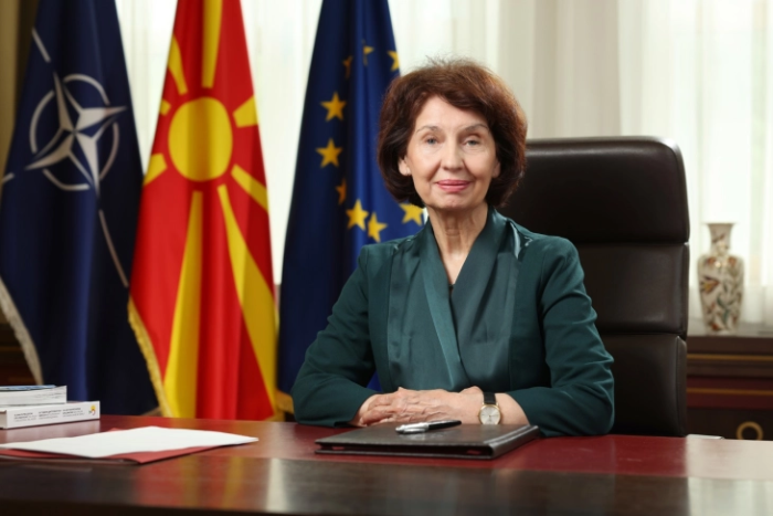Сиљановска-Давкова: Нашата човечка големина не е во совршеноста и безгрешноста, туку во храброста да признаеме грешка