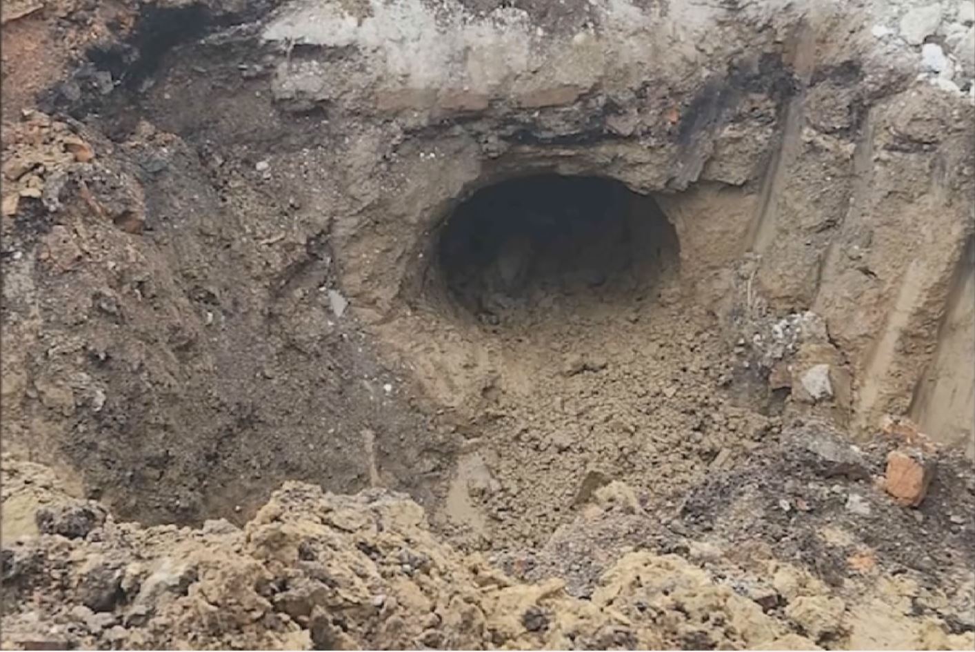 Анализа: Како е можно неприметно да се ископа долг тунел во затвор и кој се е инволвиран?